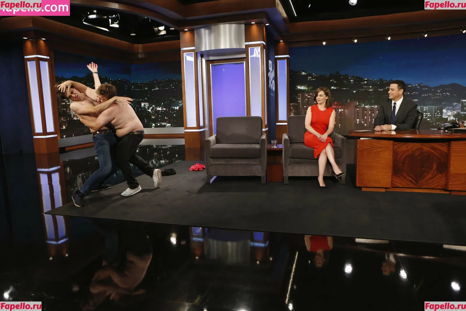 Emilia Clarke Onlyfans Photo Gallery 