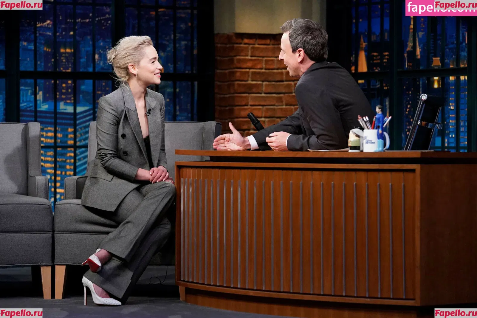 Emilia Clarke Onlyfans Photo Gallery 