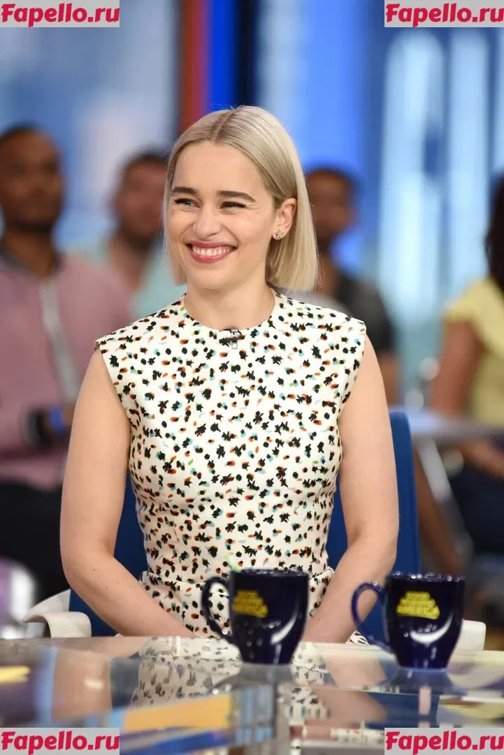 Emilia Clarke Onlyfans Photo Gallery 
