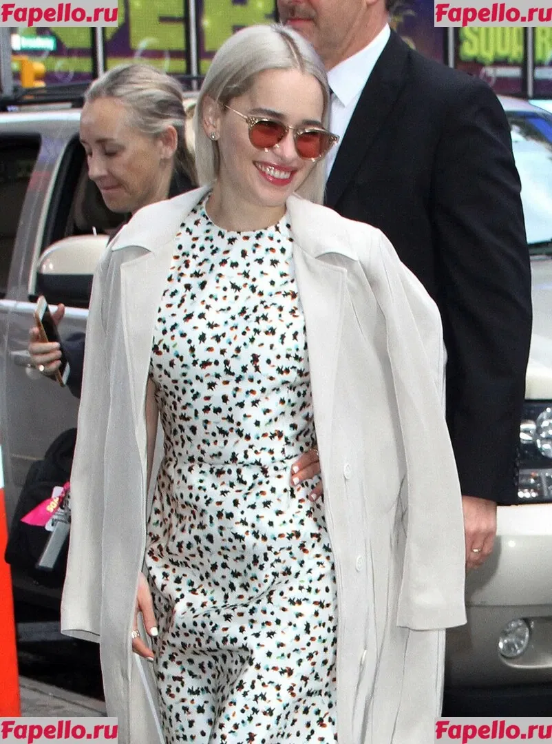 Emilia Clarke Onlyfans Photo Gallery 