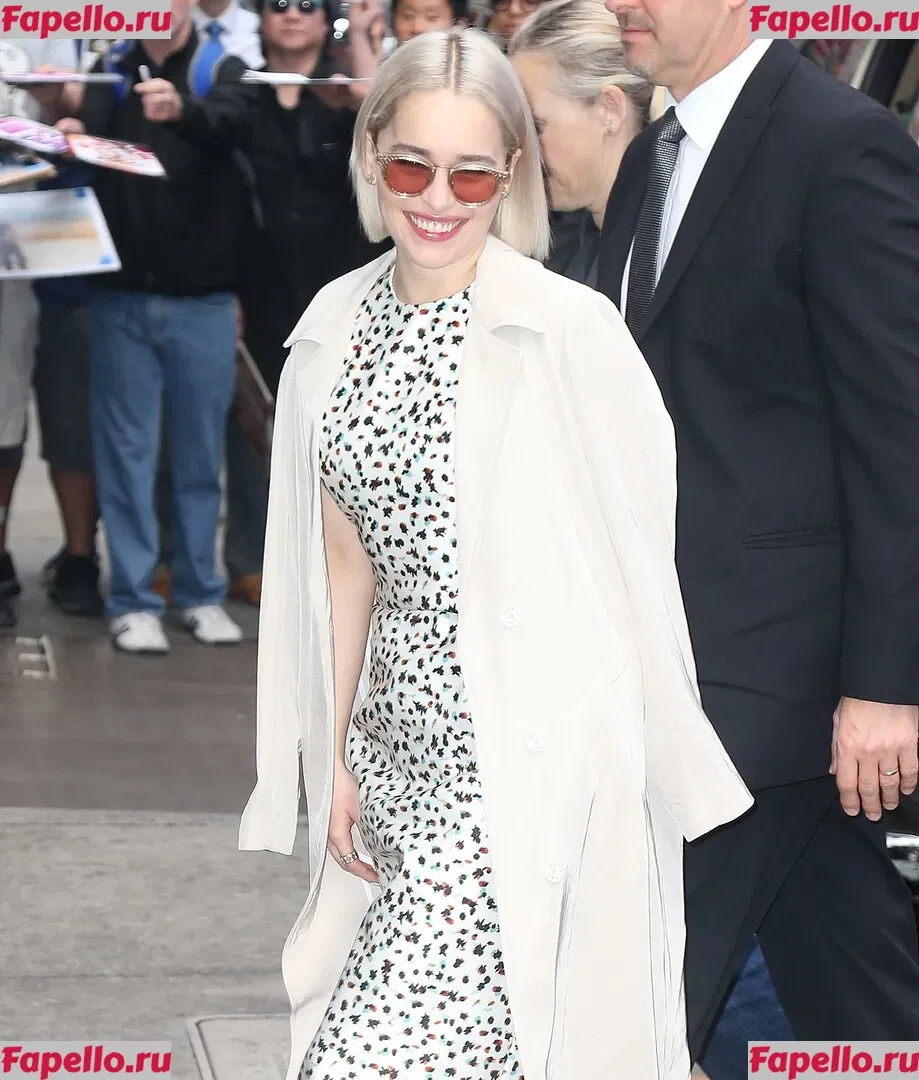 Emilia Clarke Onlyfans Photo Gallery 