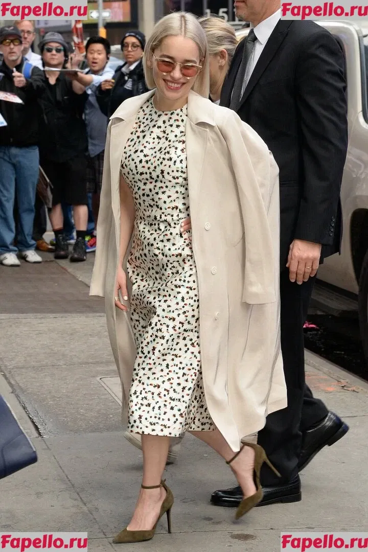 Emilia Clarke Onlyfans Photo Gallery 