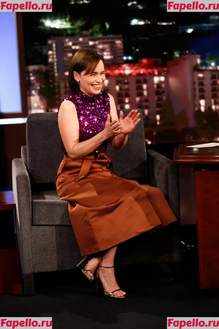 Emilia Clarke Onlyfans Photo Gallery 