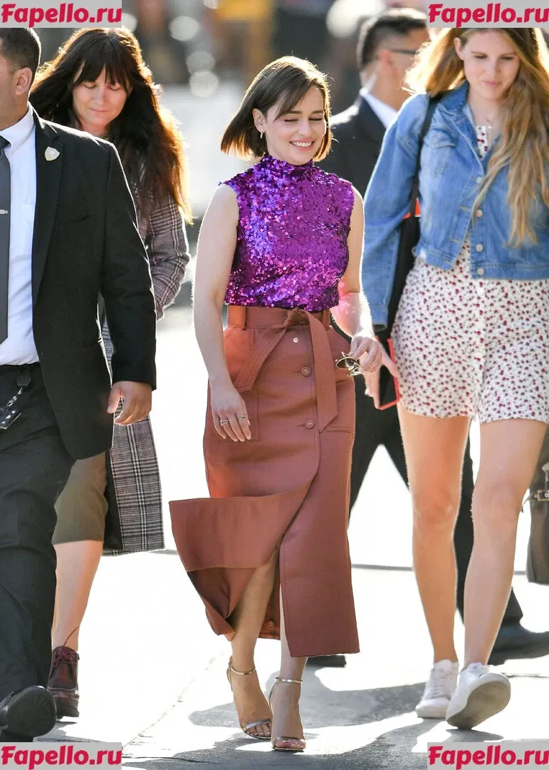Emilia Clarke Onlyfans Photo Gallery 