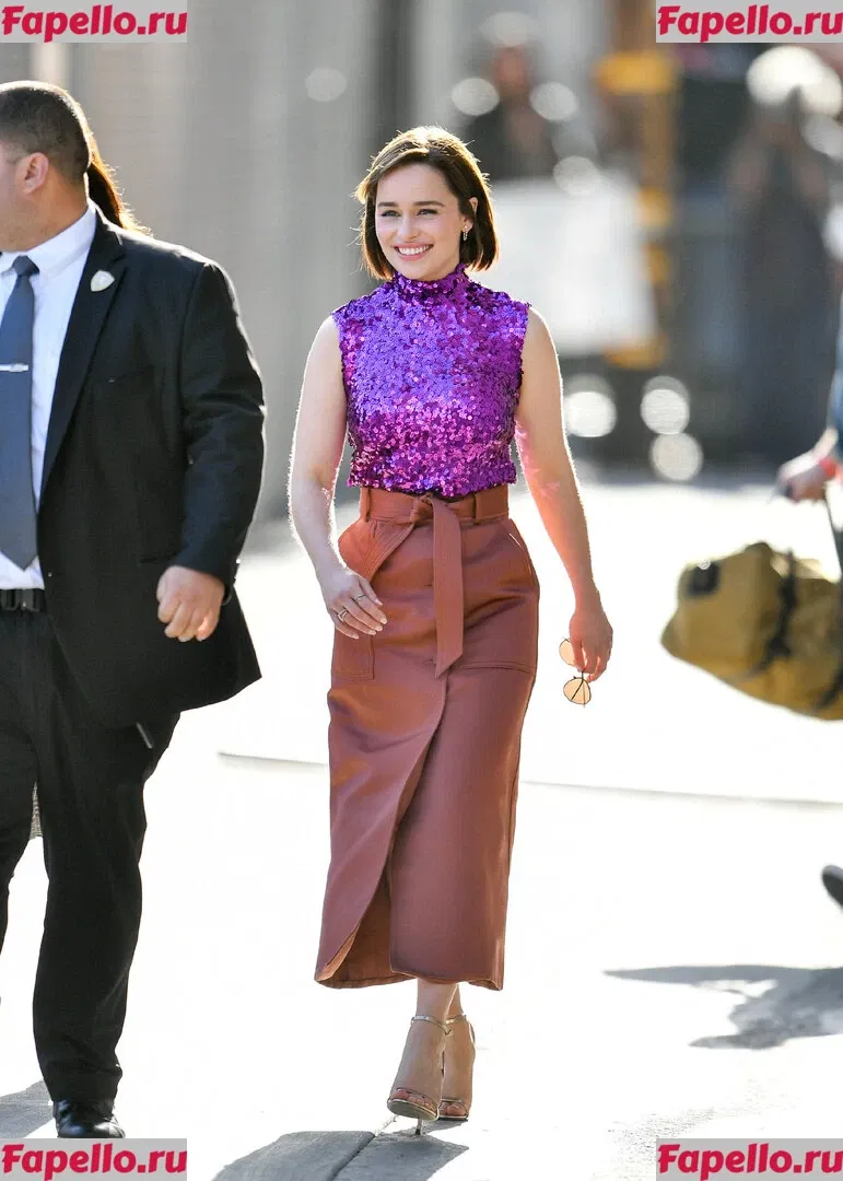 Emilia Clarke Onlyfans Photo Gallery 