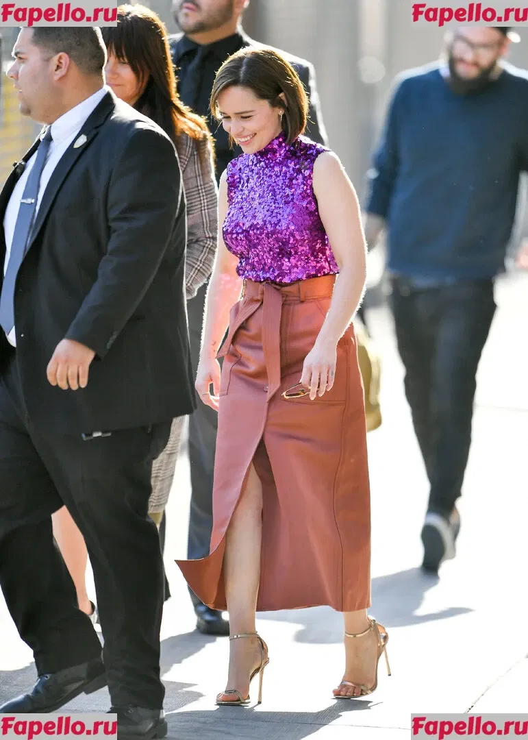 Emilia Clarke Onlyfans Photo Gallery 