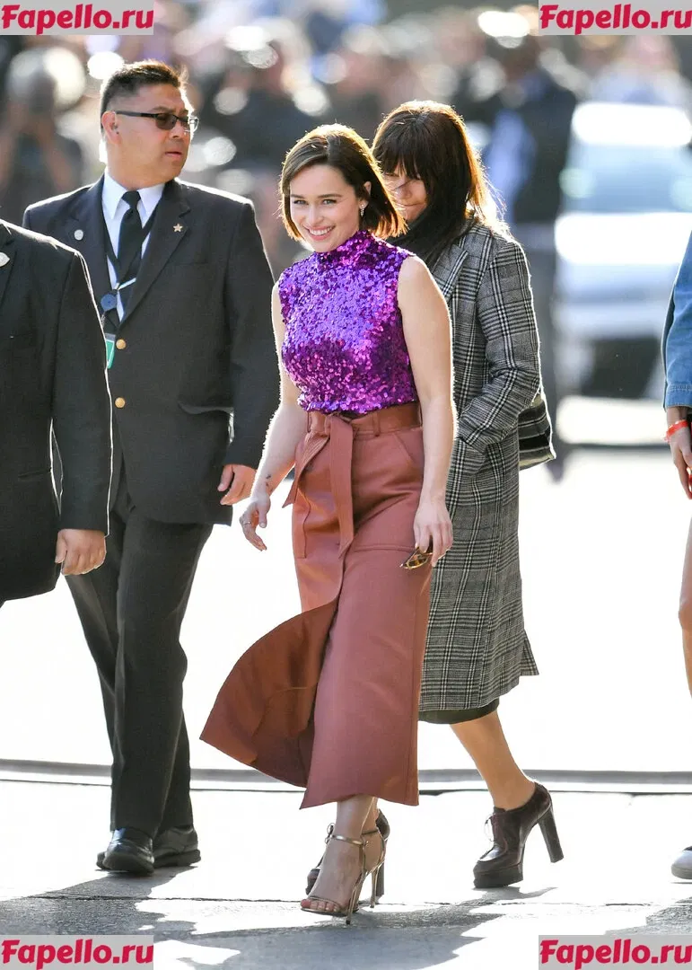 Emilia Clarke Onlyfans Photo Gallery 