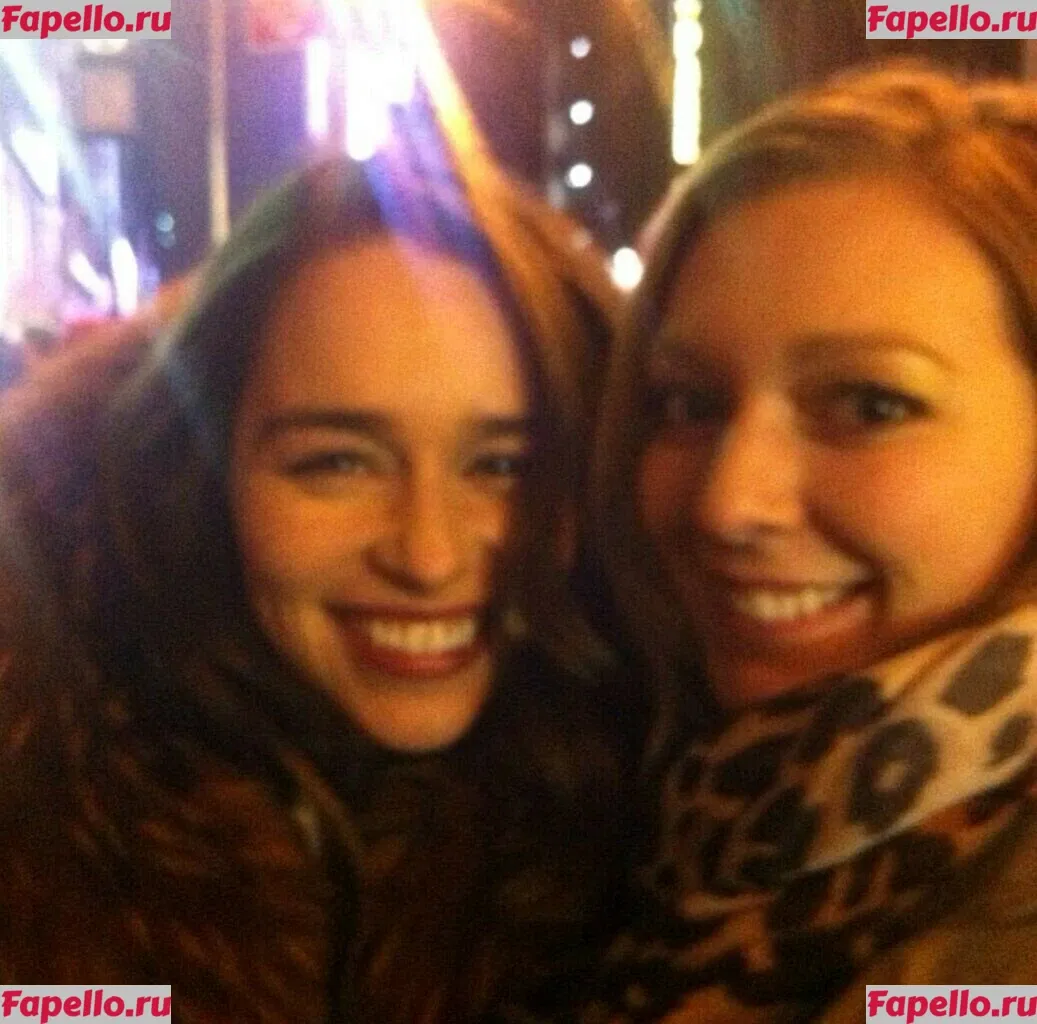 Emilia Clarke Onlyfans Photo Gallery 