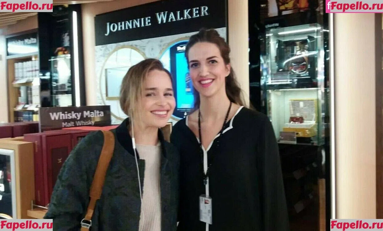 Emilia Clarke Onlyfans Photo Gallery 