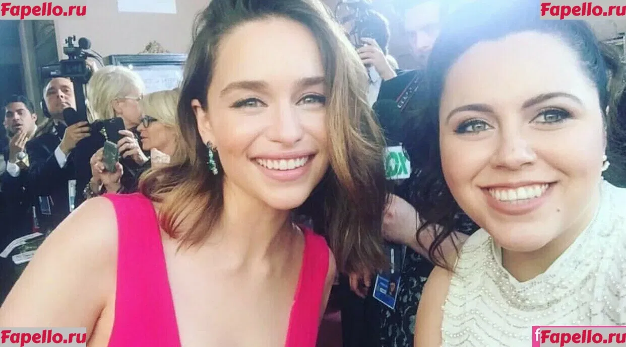 Emilia Clarke Onlyfans Photo Gallery 