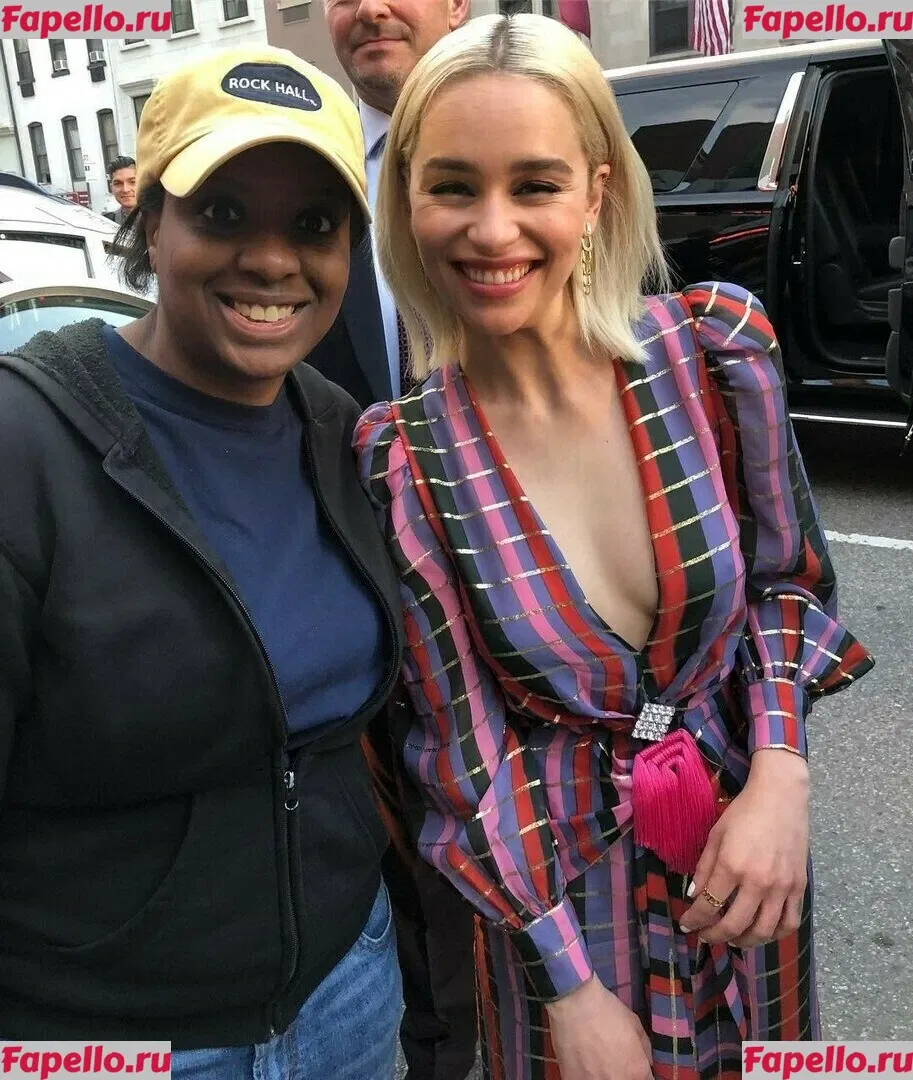 Emilia Clarke Onlyfans Photo Gallery 