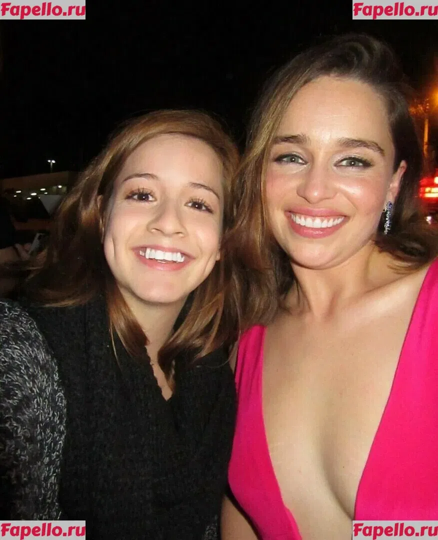 Emilia Clarke Onlyfans Photo Gallery 