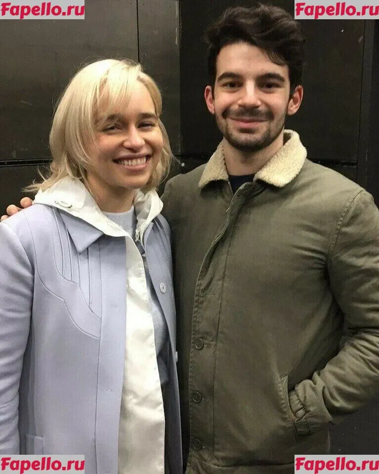 Emilia Clarke Onlyfans Photo Gallery 