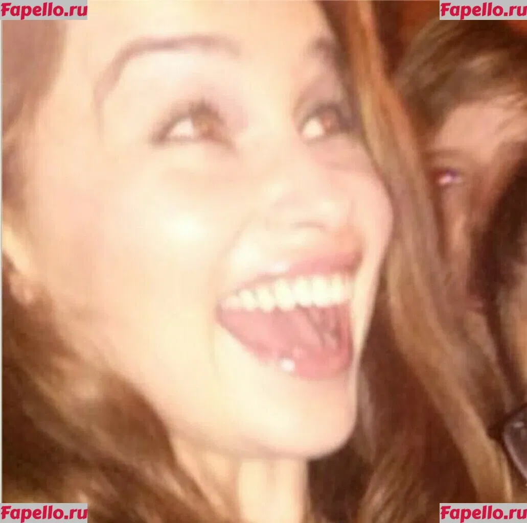 Emilia Clarke Onlyfans Photo Gallery 