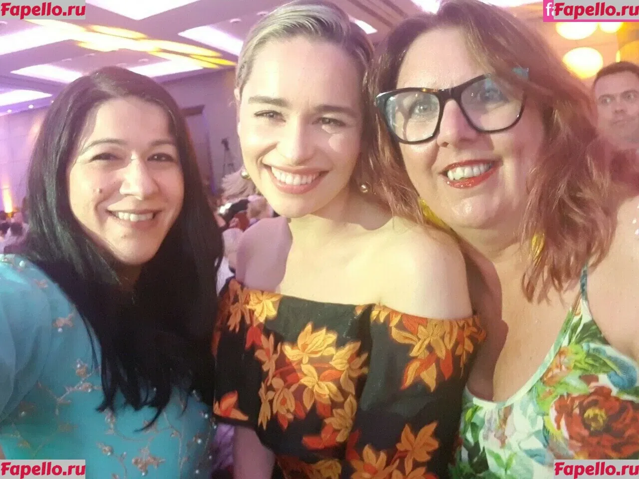 Emilia Clarke Onlyfans Photo Gallery 
