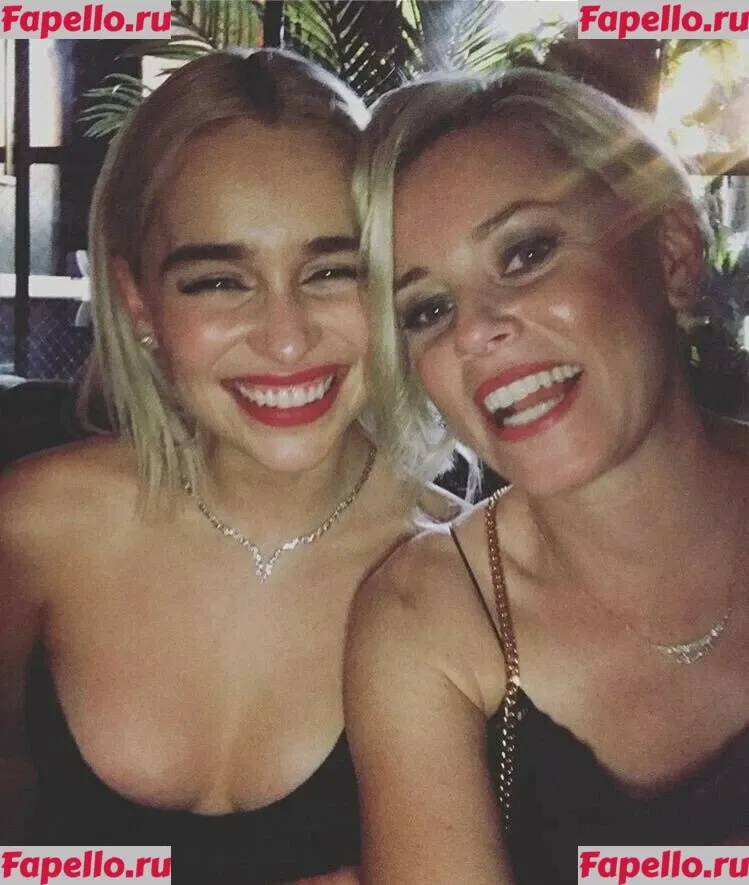 Emilia Clarke Onlyfans Photo Gallery 