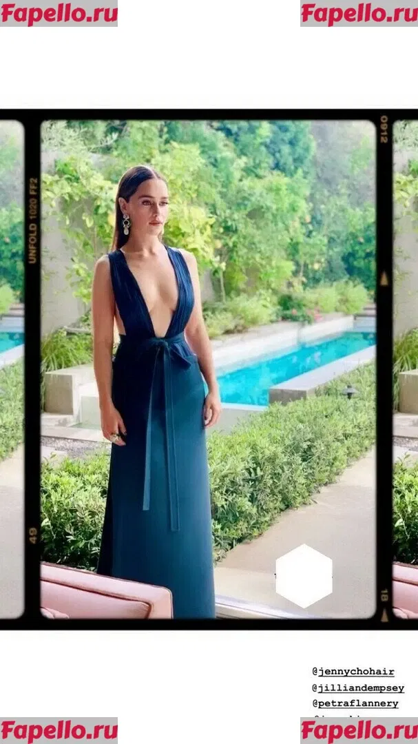 Emilia Clarke Onlyfans Photo Gallery 