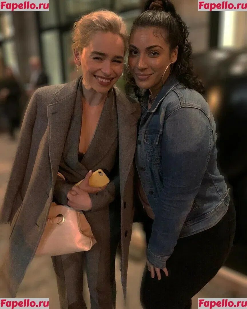 Emilia Clarke Onlyfans Photo Gallery 