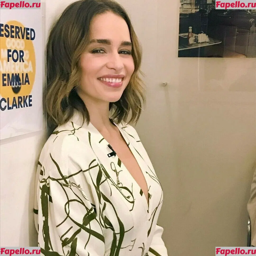 Emilia Clarke Onlyfans Photo Gallery 