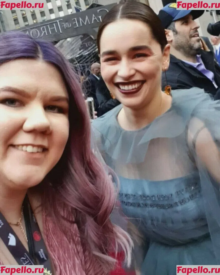 Emilia Clarke Onlyfans Photo Gallery 