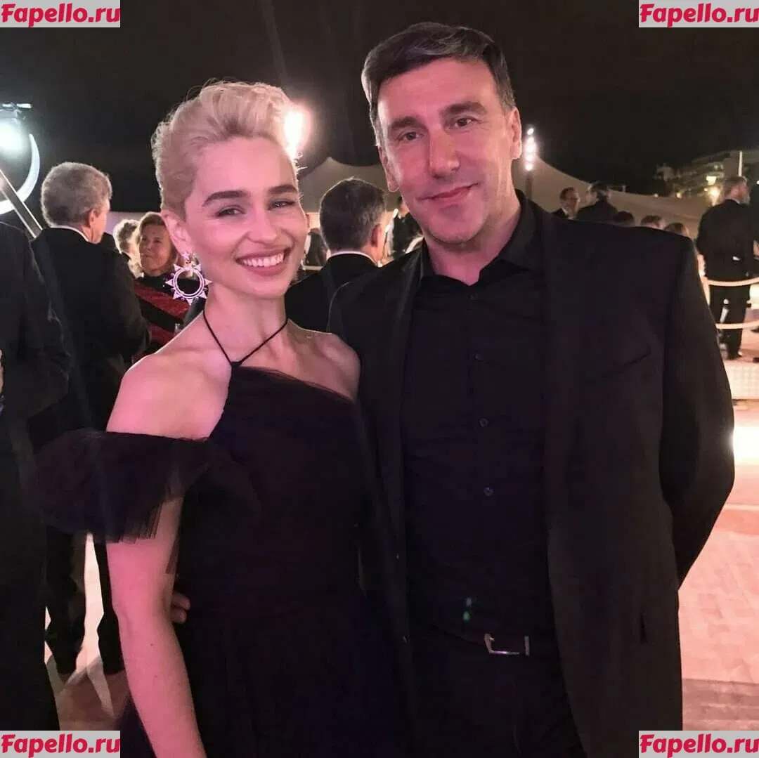 Emilia Clarke Onlyfans Photo Gallery 