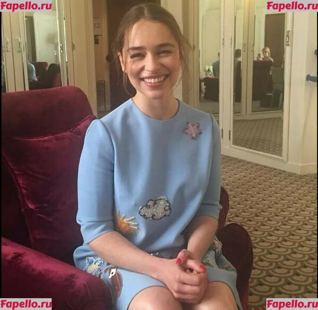 Emilia Clarke Onlyfans Photo Gallery 