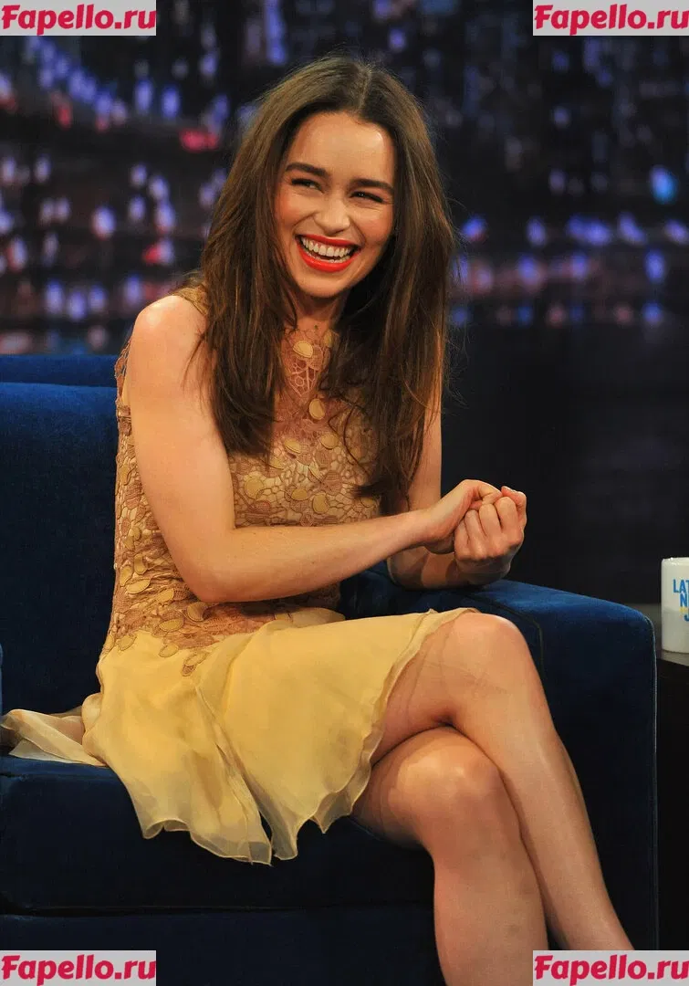 Emilia Clarke Onlyfans Photo Gallery 