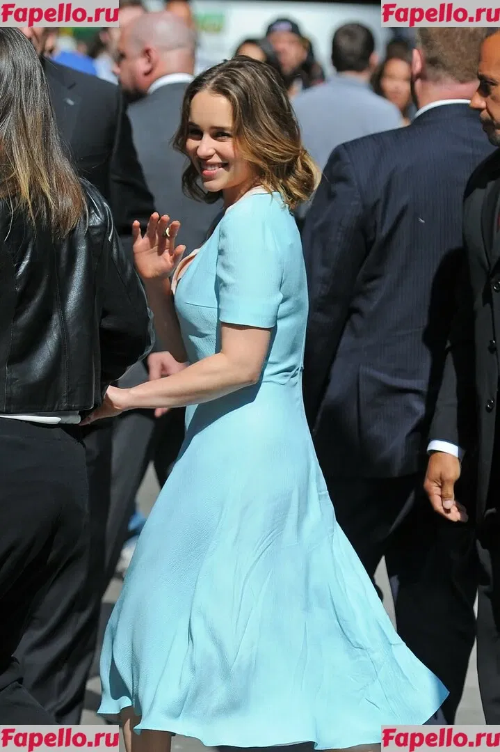 Emilia Clarke Onlyfans Photo Gallery 