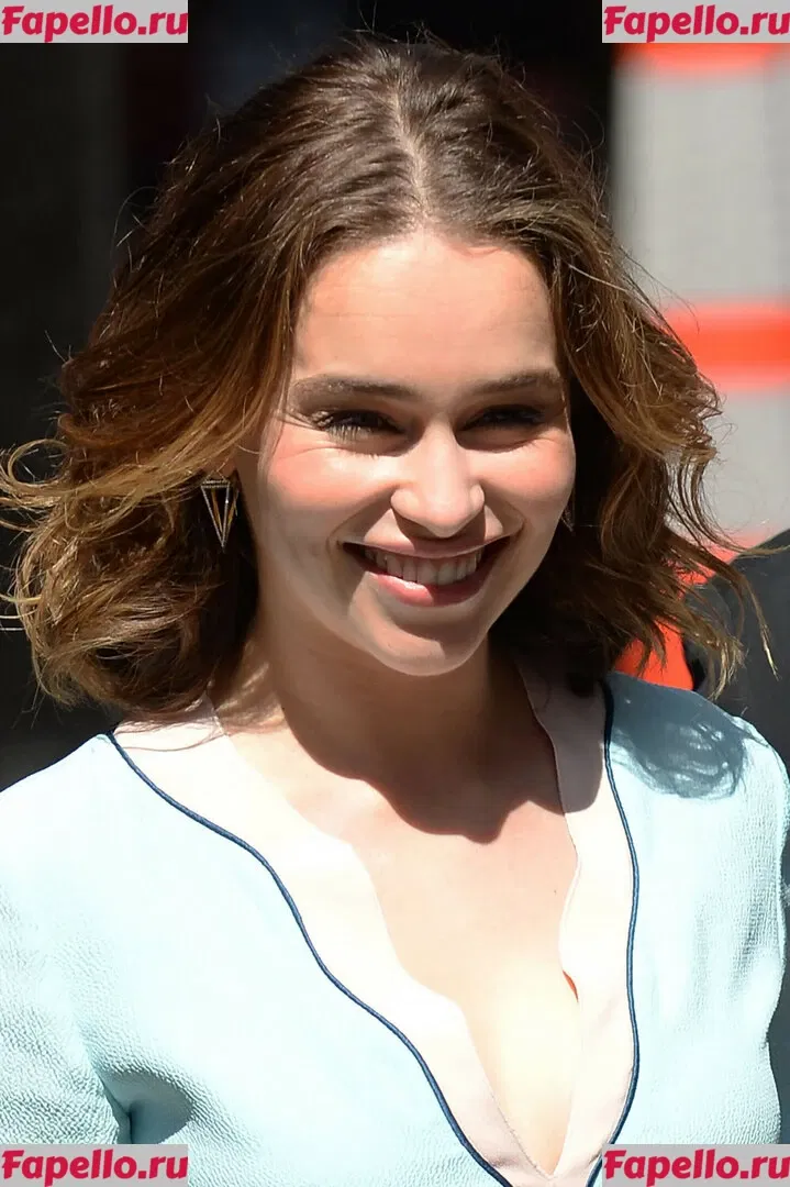 Emilia Clarke Onlyfans Photo Gallery 