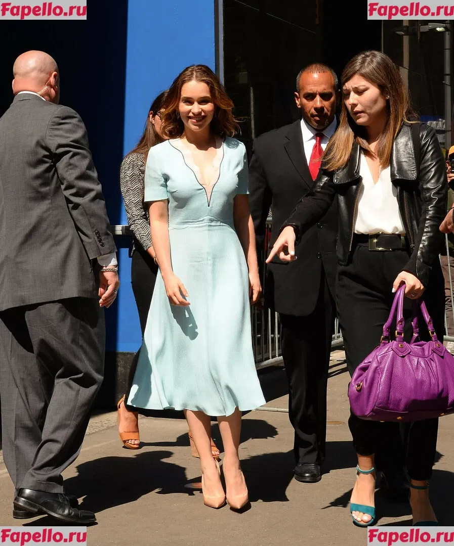 Emilia Clarke Onlyfans Photo Gallery 