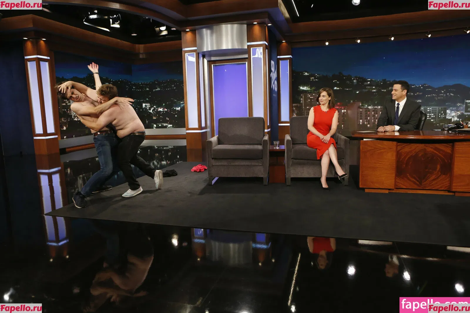 Emilia Clarke Onlyfans Photo Gallery 