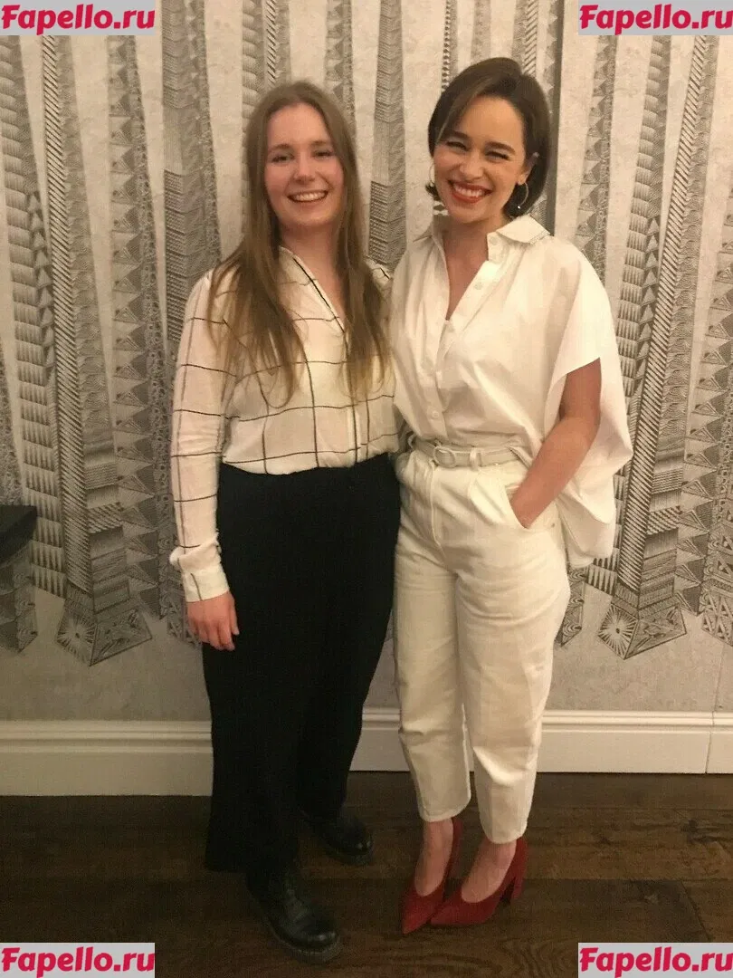 Emilia Clarke Onlyfans Photo Gallery 
