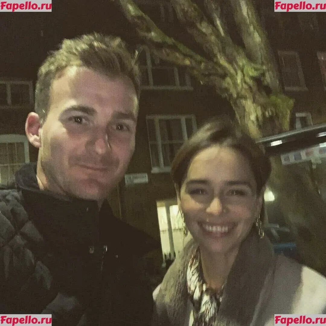 Emilia Clarke Onlyfans Photo Gallery 