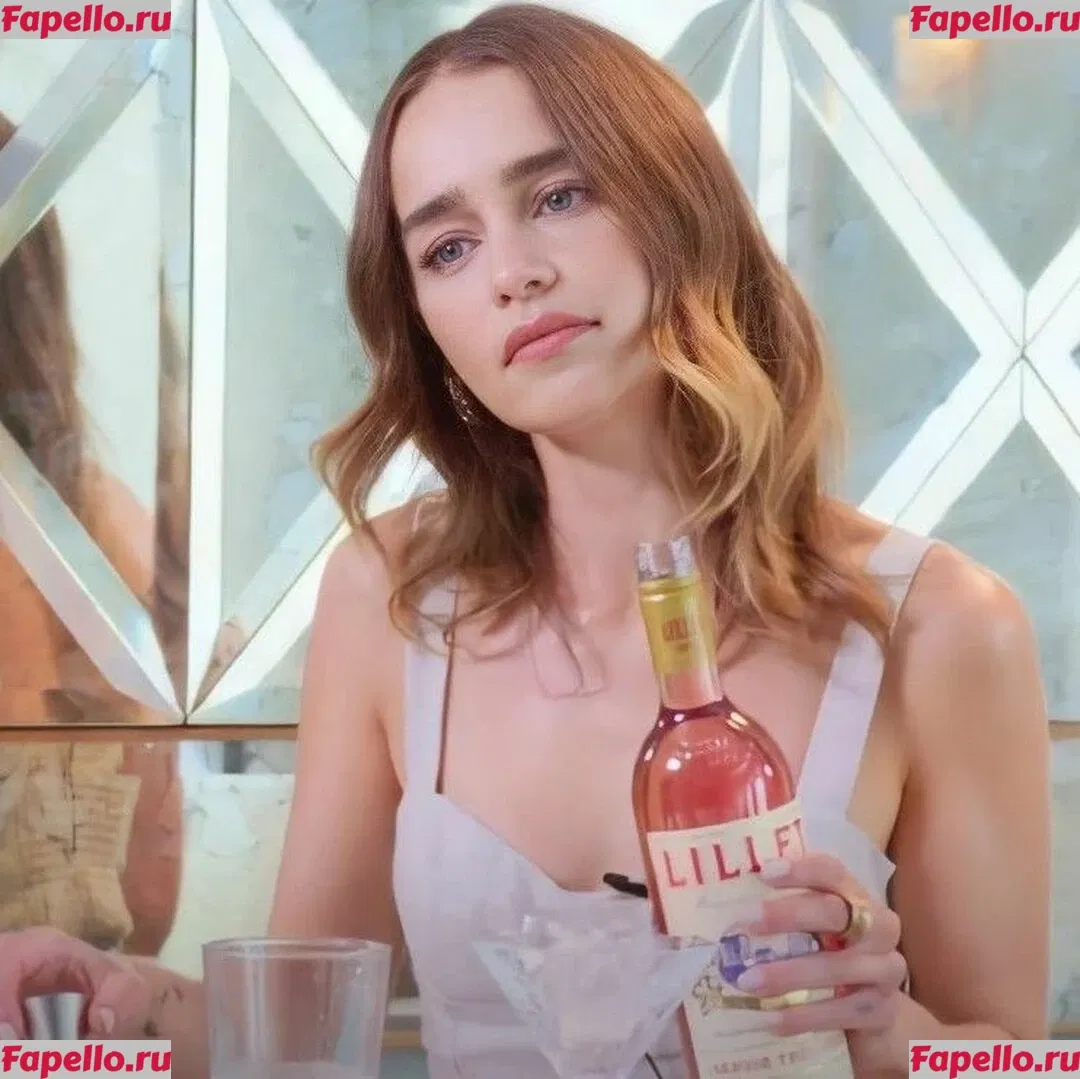 Emilia Clarke Onlyfans Photo Gallery 