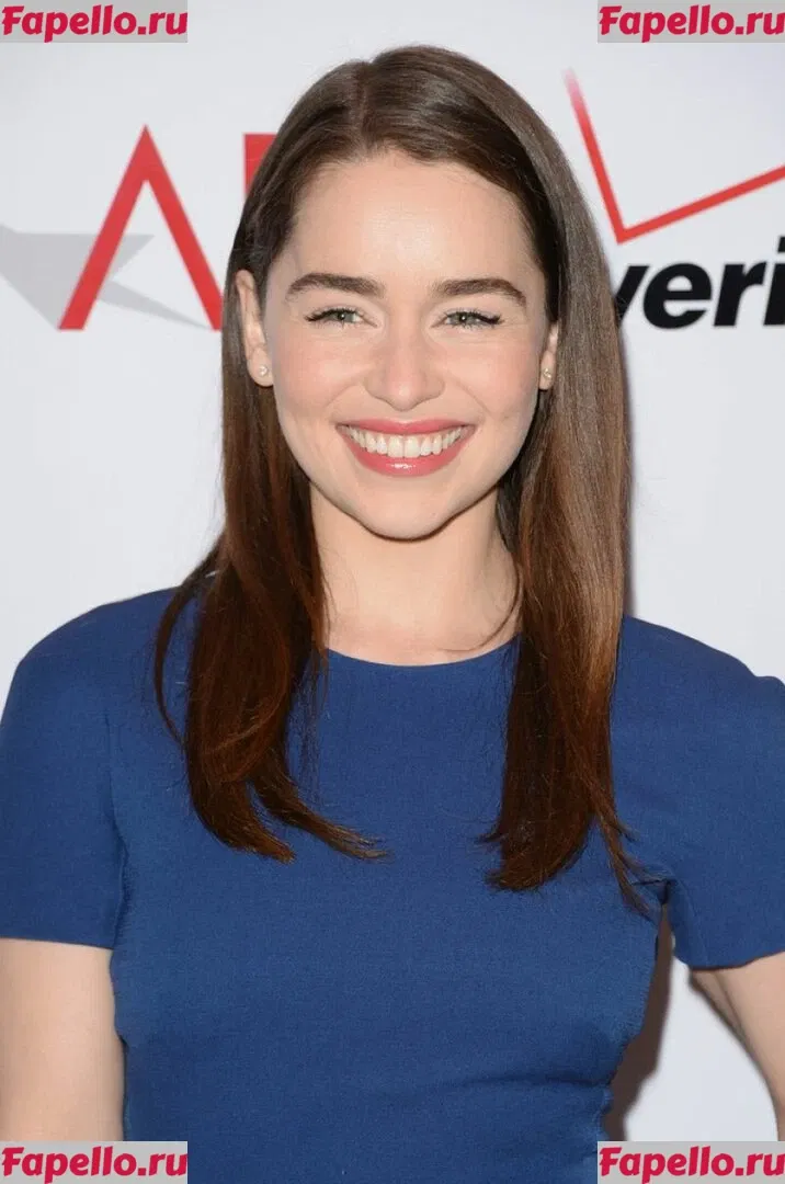 Emilia Clarke Onlyfans Photo Gallery 