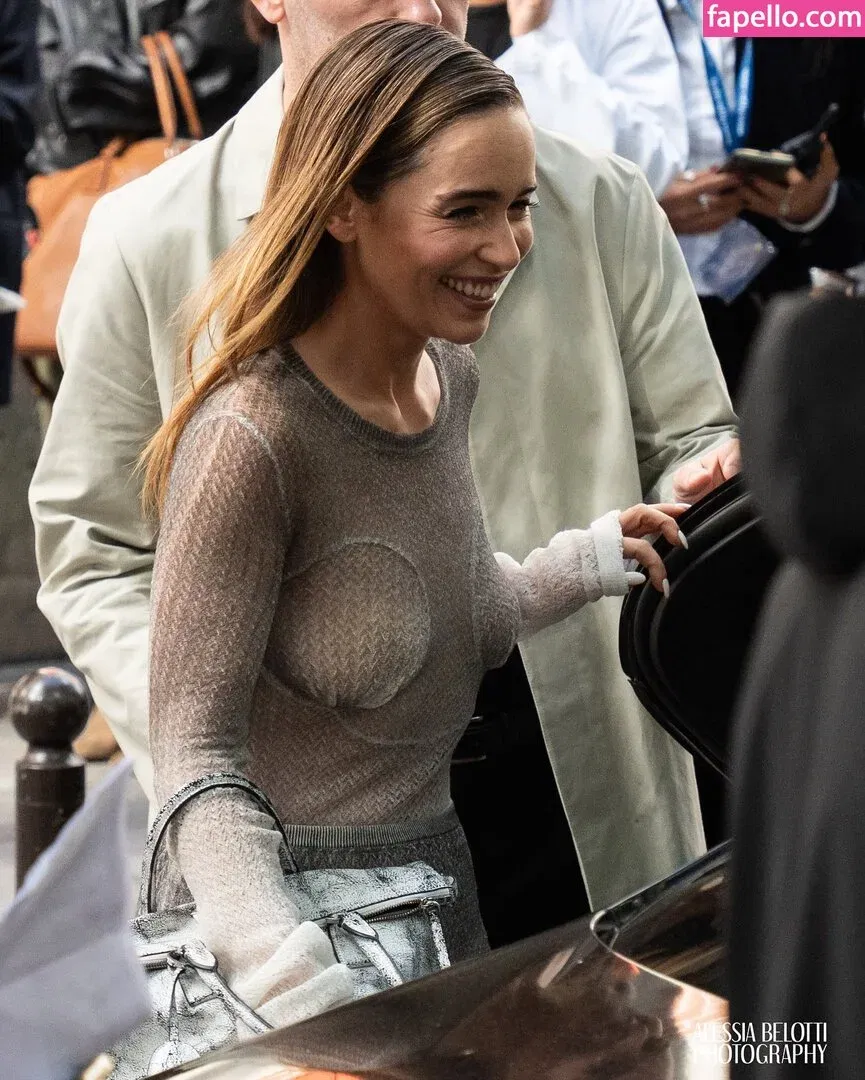 Emilia Clarke Onlyfans Photo Gallery 