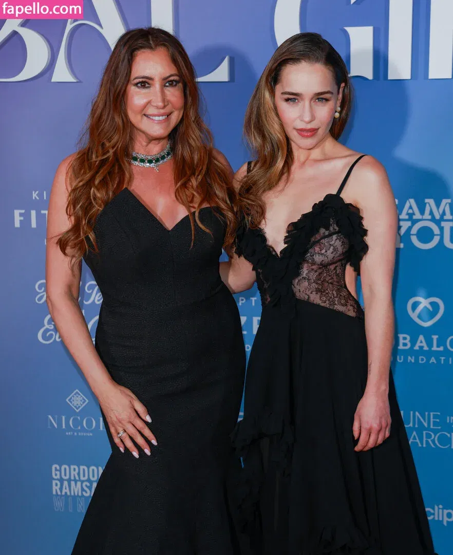 Emilia Clarke Onlyfans Photo Gallery 