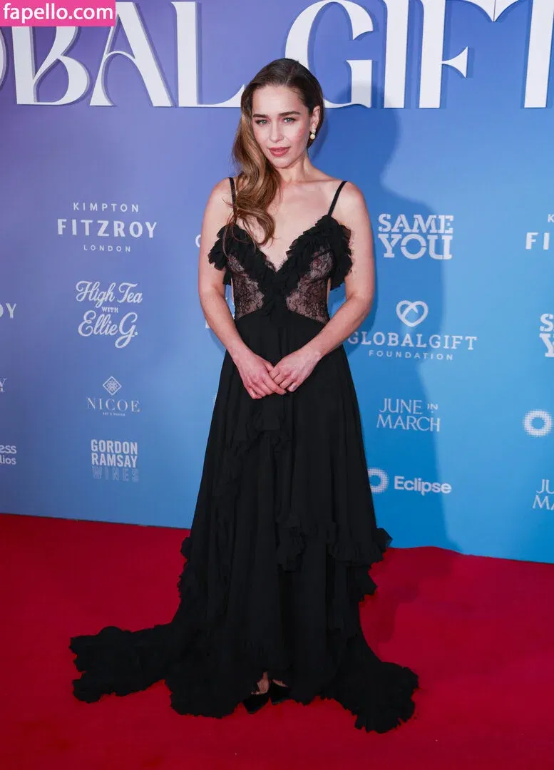 Emilia Clarke Onlyfans Photo Gallery 