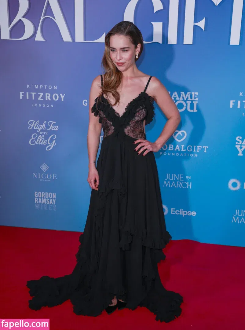 Emilia Clarke Onlyfans Photo Gallery 