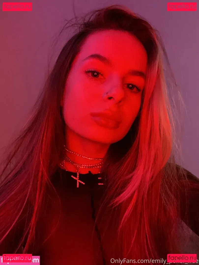 emilylism Onlyfans Photo Gallery 