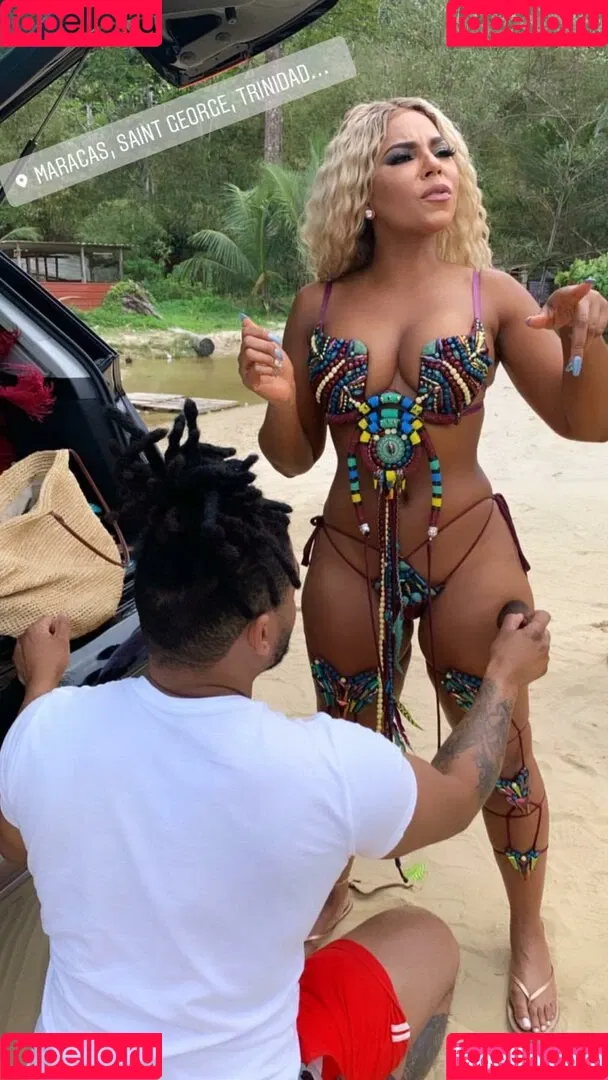 Ashanti Onlyfans Photo Gallery 
