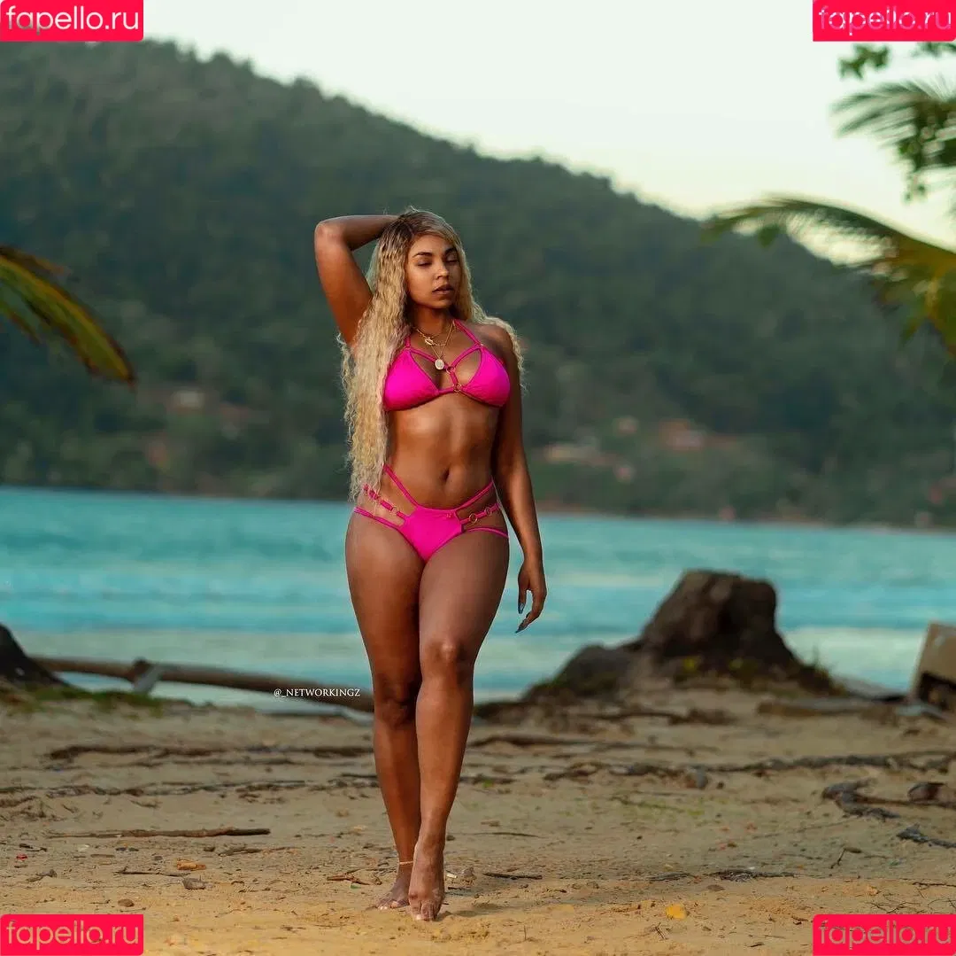 Ashanti Onlyfans Photo Gallery 