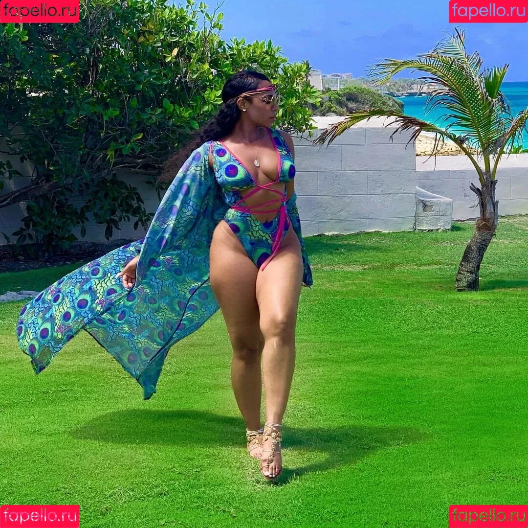 Ashanti Onlyfans Photo Gallery 