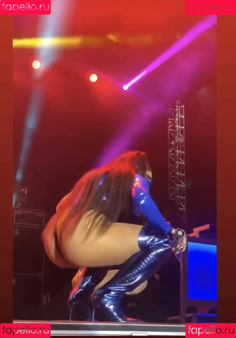 Ashanti Onlyfans Photo Gallery 