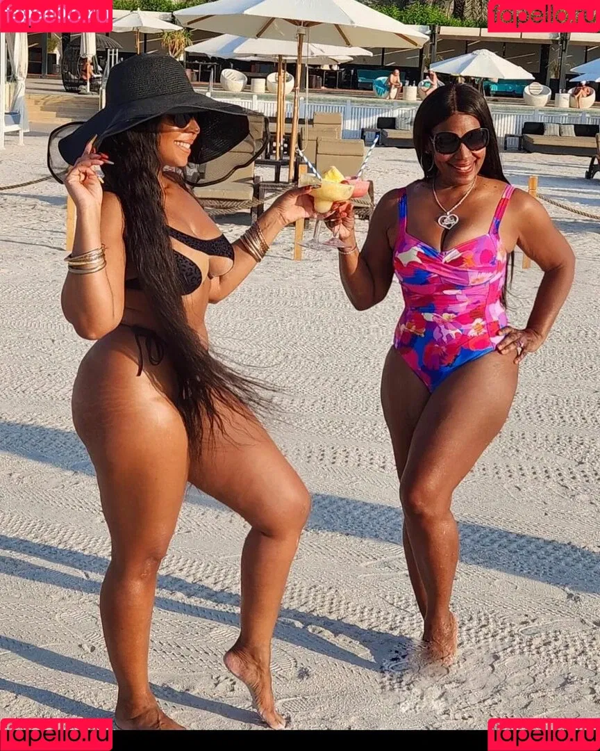Ashanti Onlyfans Photo Gallery 