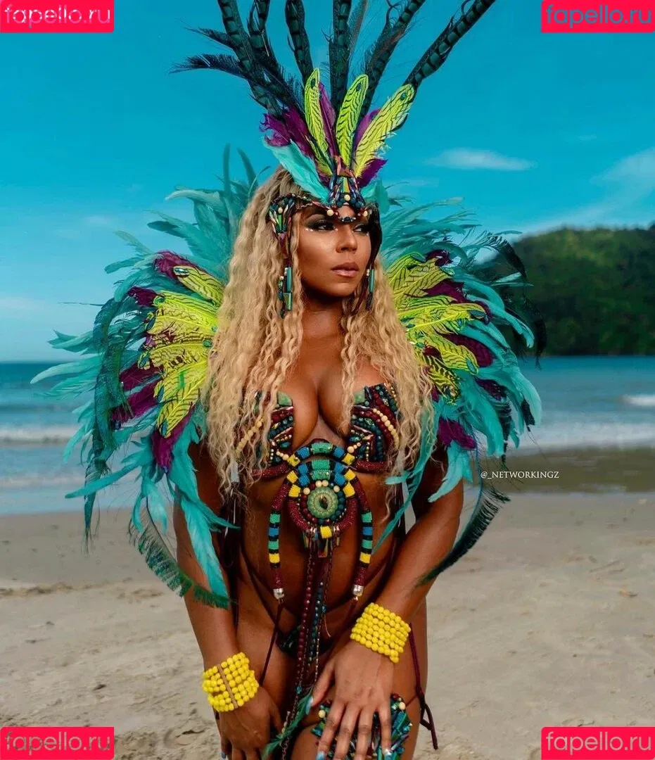 Ashanti Onlyfans Photo Gallery 