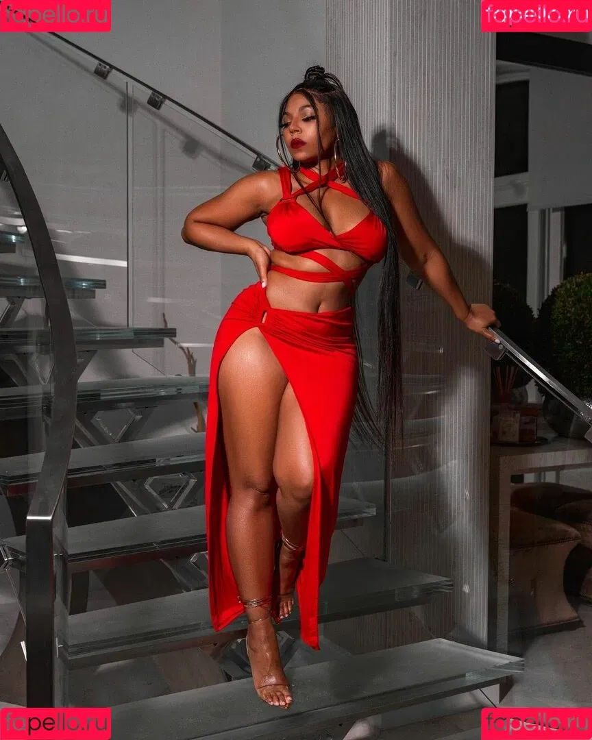 Ashanti Onlyfans Photo Gallery 