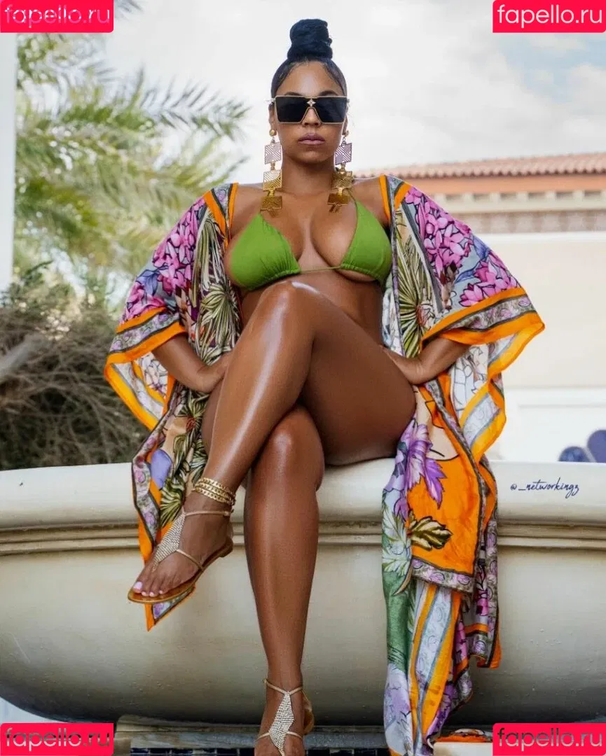 Ashanti Onlyfans Photo Gallery 