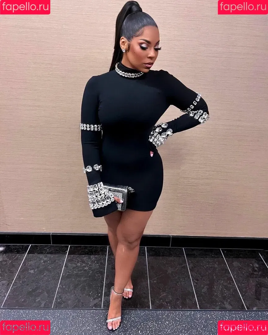Ashanti Onlyfans Photo Gallery 