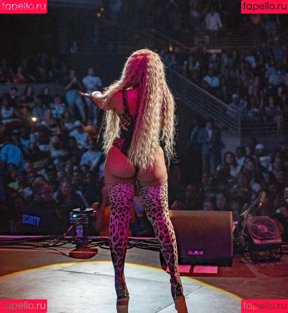 Ashanti Onlyfans Photo Gallery 